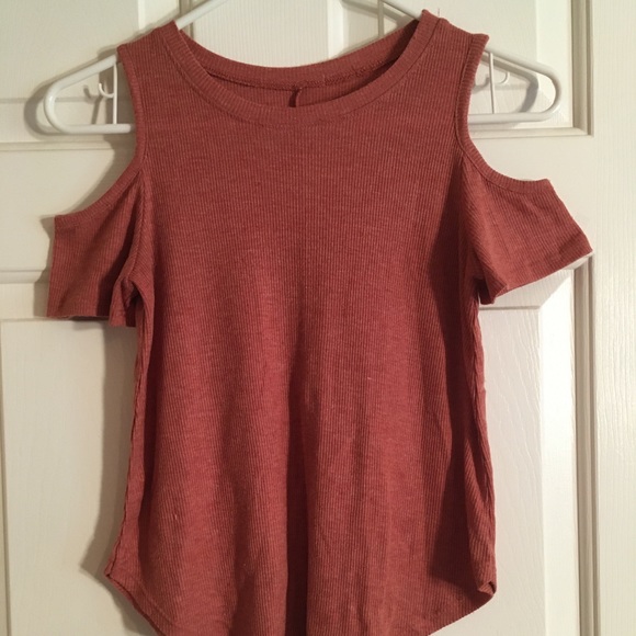 Pink off the shoulder girls top - Picture 8 of 8